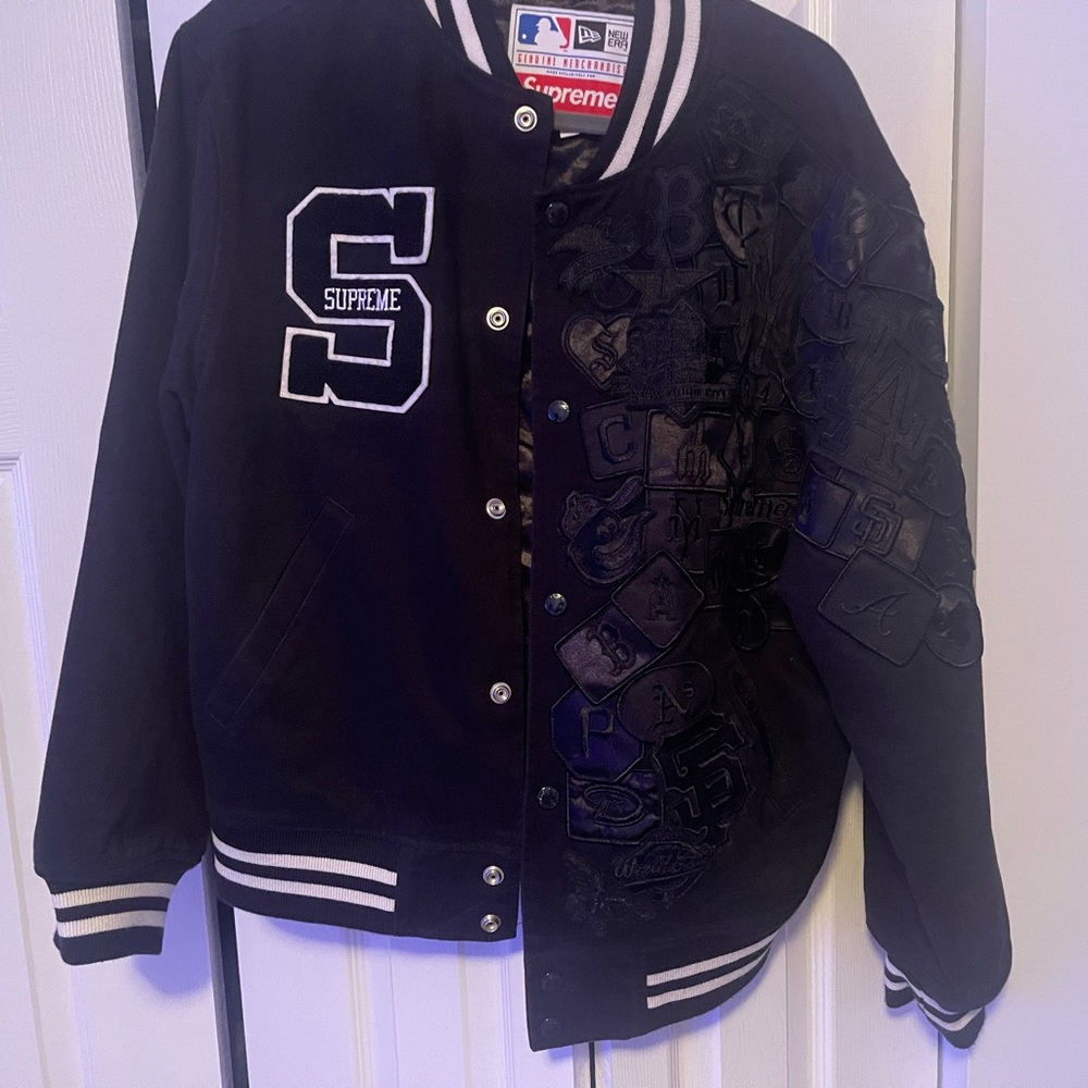 Supreme MLB Varsity jacket
